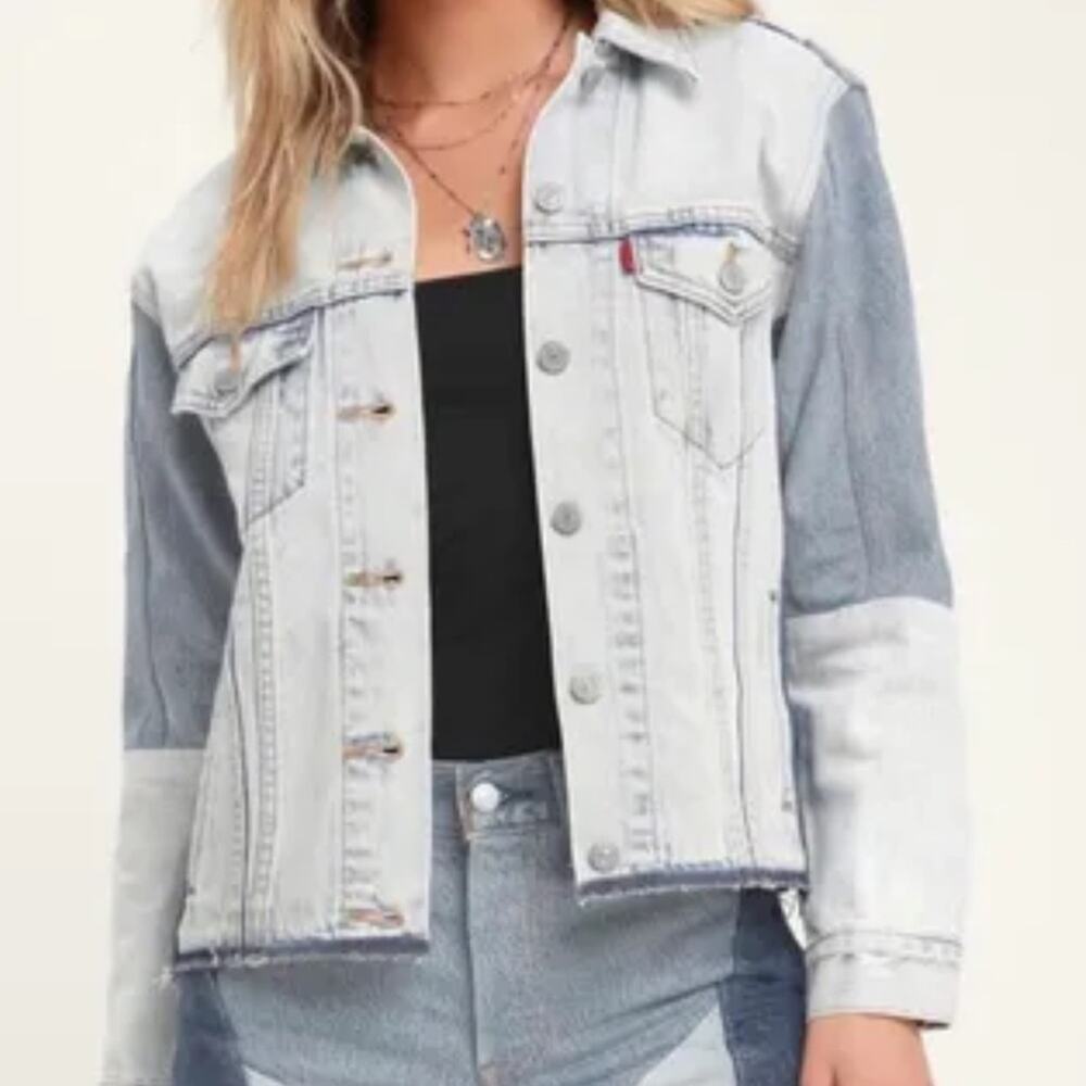 Levi’s premium Two-Tone Denim Jacket sz XS